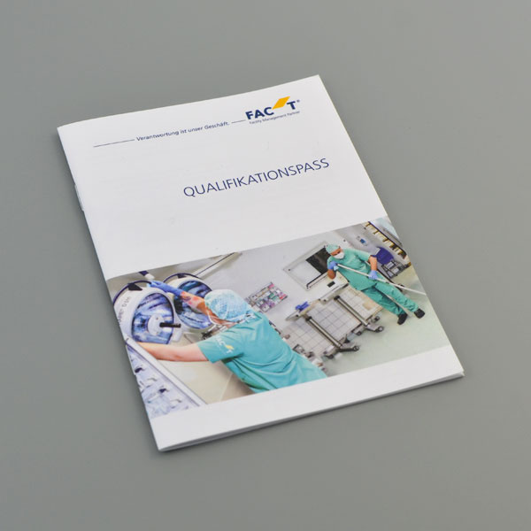 Design einer Broschüre für einen Partner im Gesundheitswesen