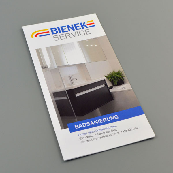 Gestaltung eines Flyers für Badsanierungen