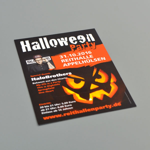 Gestaltung eines Flyers für eine Halloween Party