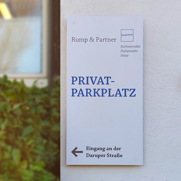 Gestaltung eines Schildes für eine Anwaltskanzlei